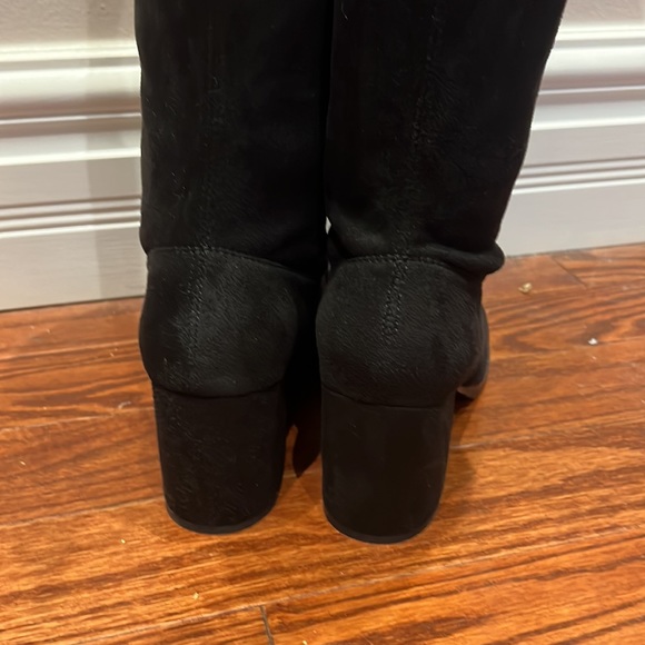 Over the knee suede boots - Picture 3 of 6